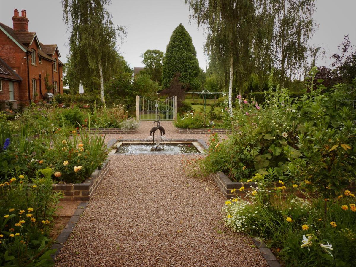 レッドベリー Walwyn Court Barnsヴィラ エクステリア 写真